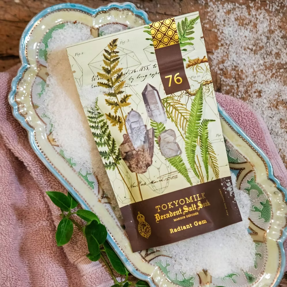 Radiant Gem Salt Soak