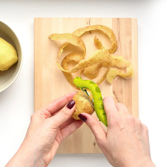 Caterpeeler Fruit and Veggie Peeler