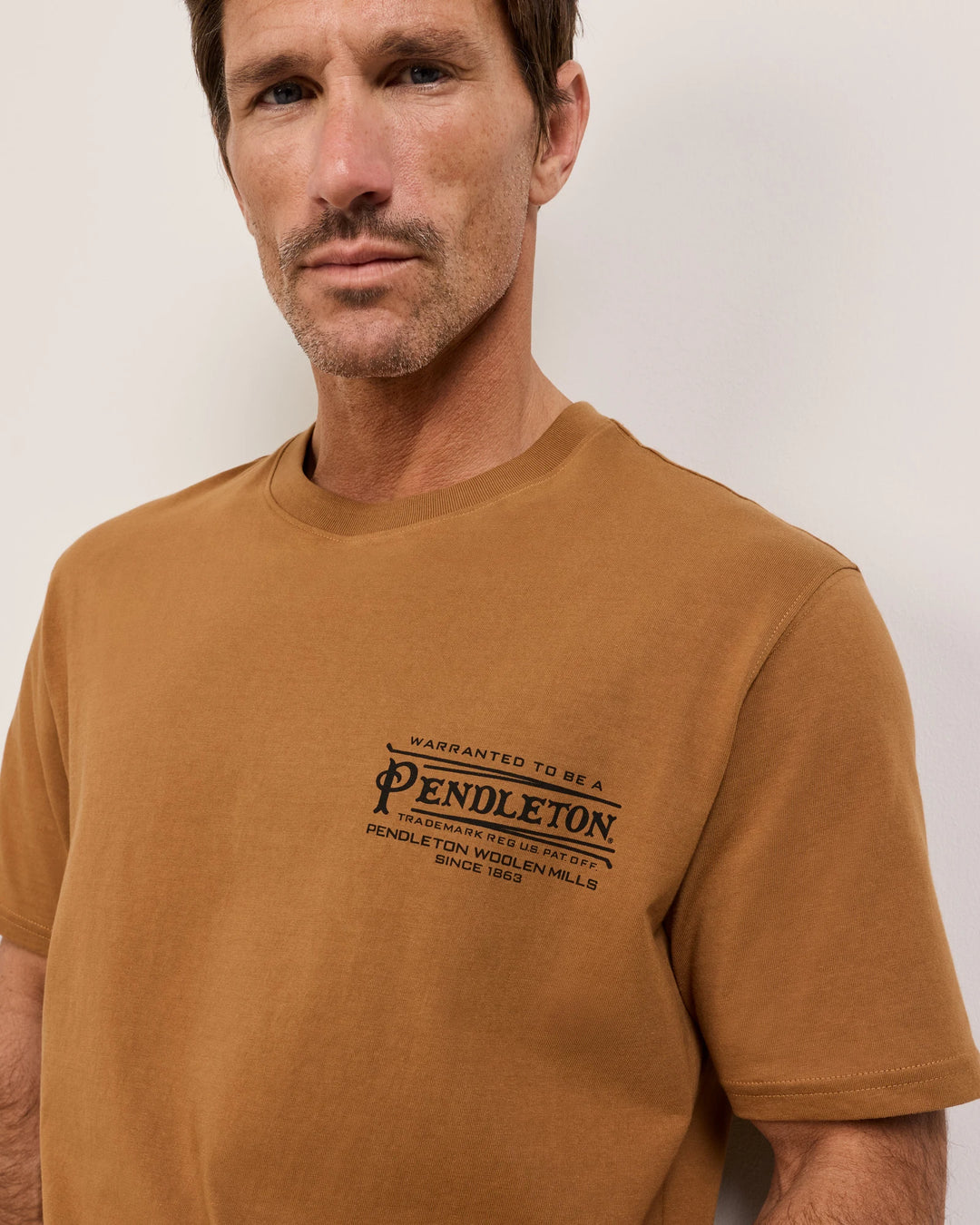 Pendleton - Vintage Logo Graphic Tshirt