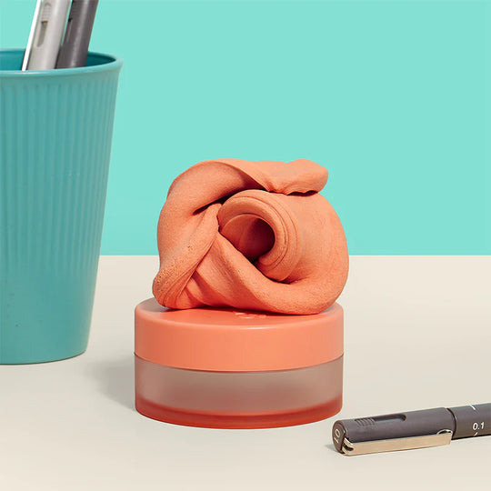 SPEKS Blur Focus Putty Clementine