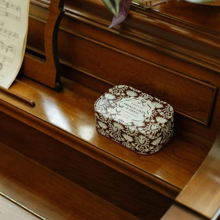 French Linen & Orris Cherie Tin Candle