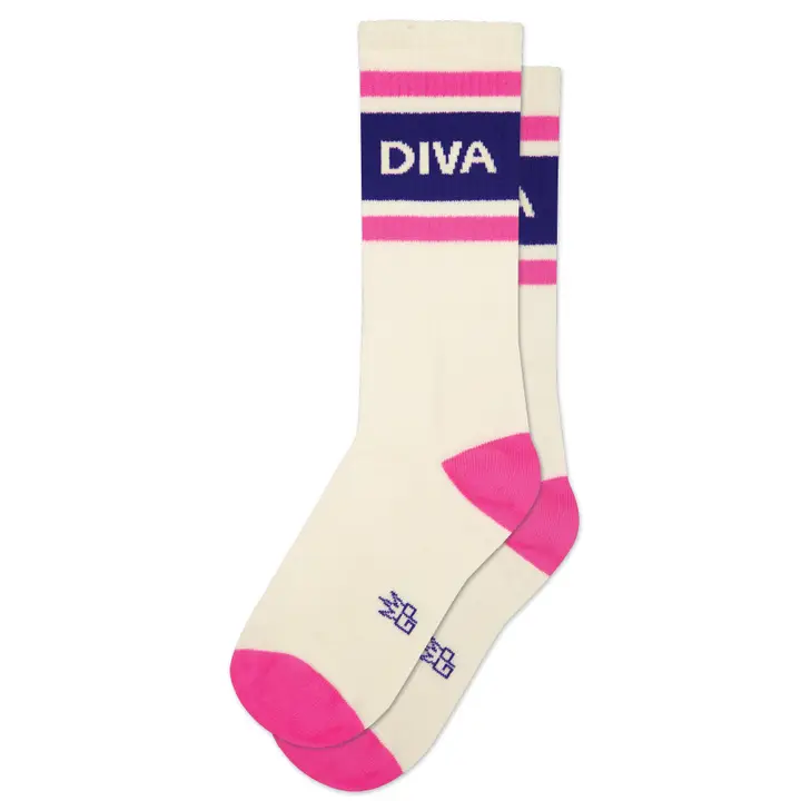Diva gym socks in off white with pink and dark purple accents