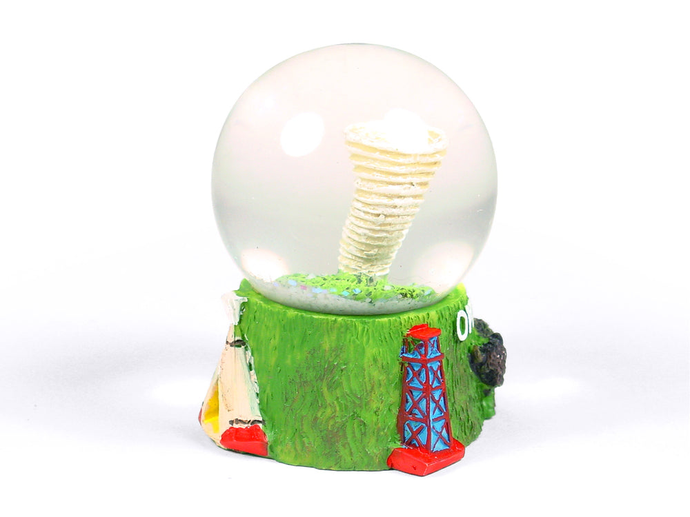 Oklahoma souvenir glitter globe with twister design