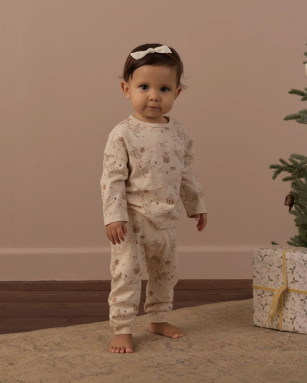 Rylee + Cru - Holiday Kitties Long Sleeve Tshirt & Pant Set