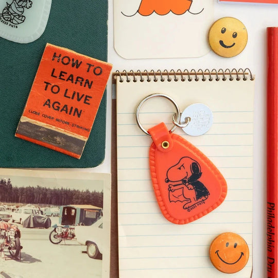 Snoopy Dracula Saddle Keychain