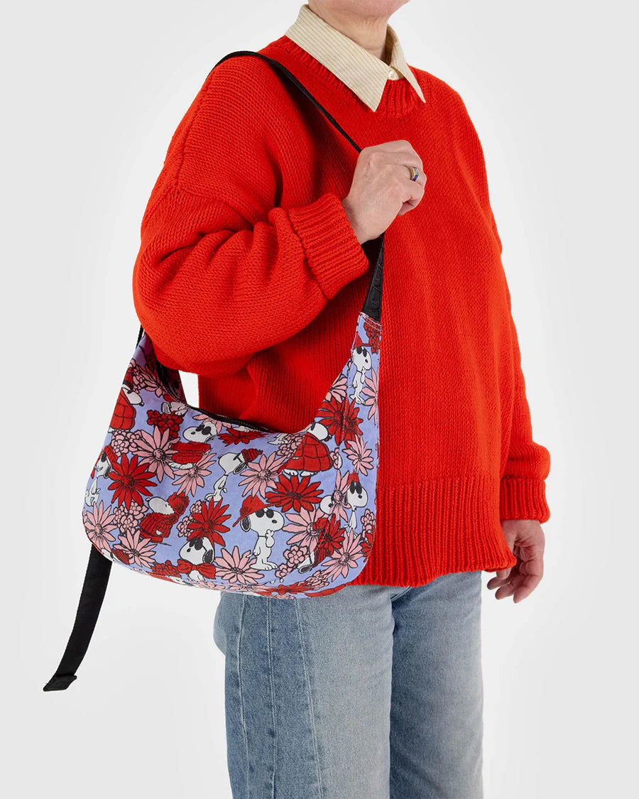 Baggu Medium Nylon Crescent Bag - Floral Snoopy