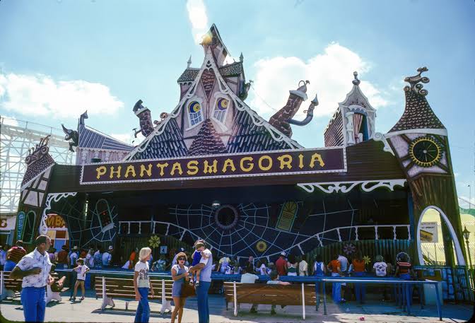 Phantasmagoria Coaster